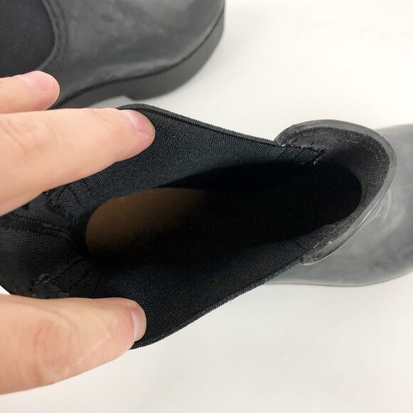 Jeffrey Campbell Womens Cloudy Chelsea Rain Boot 9 Black Round Toe Elastic Gores - Picture 10 of 10